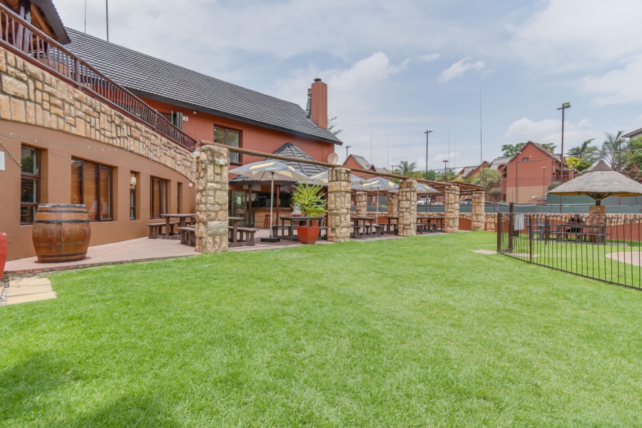 2 Bedroom Property for Sale in Magaliessig Gauteng