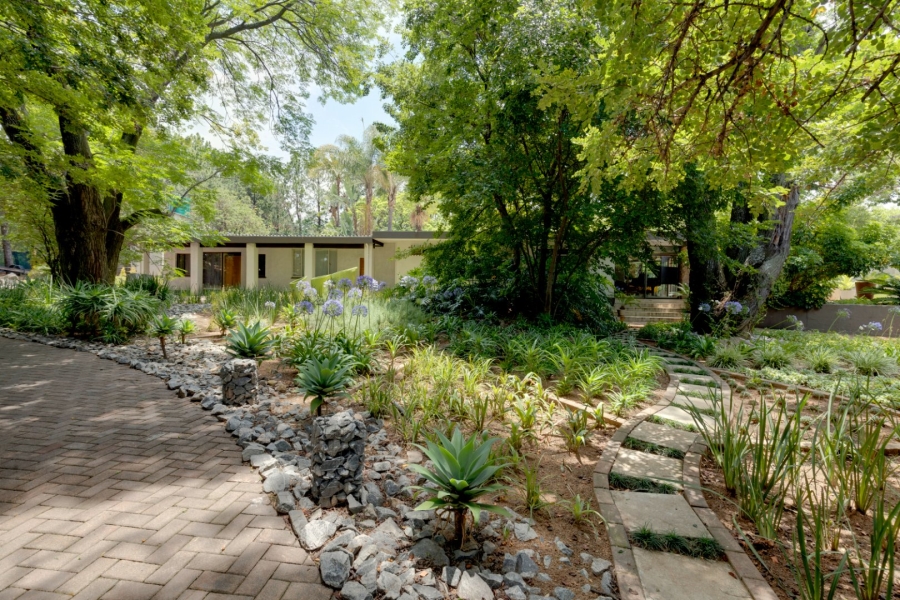 16 Bedroom Property for Sale in Beverley Gauteng