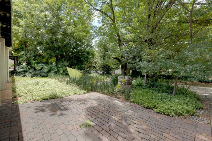 16 Bedroom Property for Sale in Beverley Gauteng