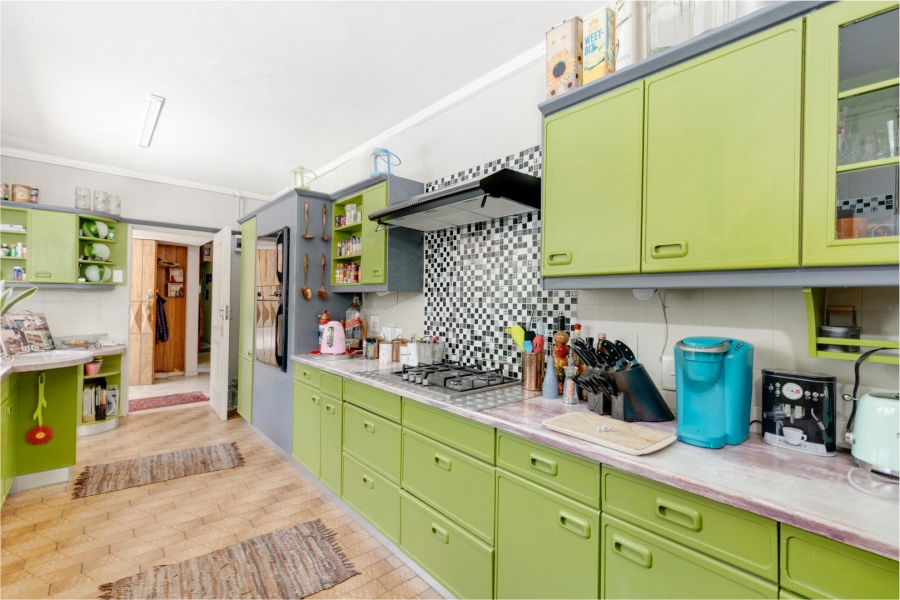 16 Bedroom Property for Sale in Beverley Gauteng