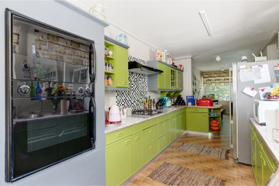 16 Bedroom Property for Sale in Beverley Gauteng