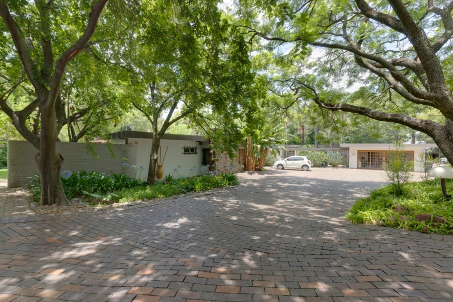 16 Bedroom Property for Sale in Beverley Gauteng