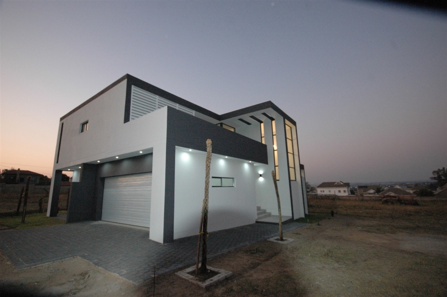 4 Bedroom Property for Sale in Broadacres Gauteng