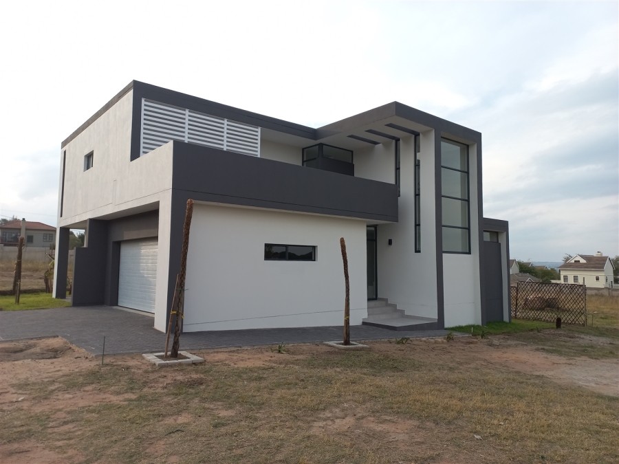 4 Bedroom Property for Sale in Broadacres Gauteng