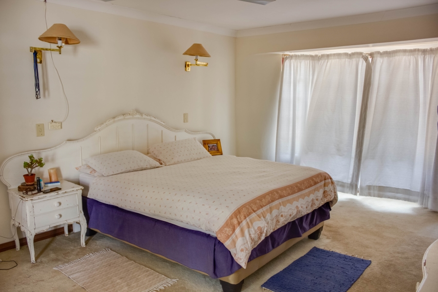 5 Bedroom Property for Sale in Ninapark Gauteng