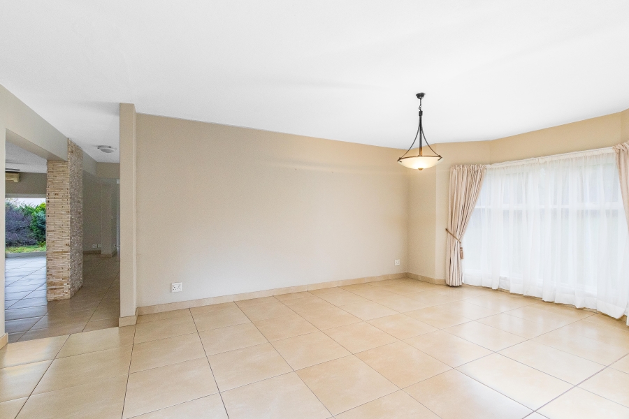 6 Bedroom Property for Sale in Saddlebrook Estate Gauteng