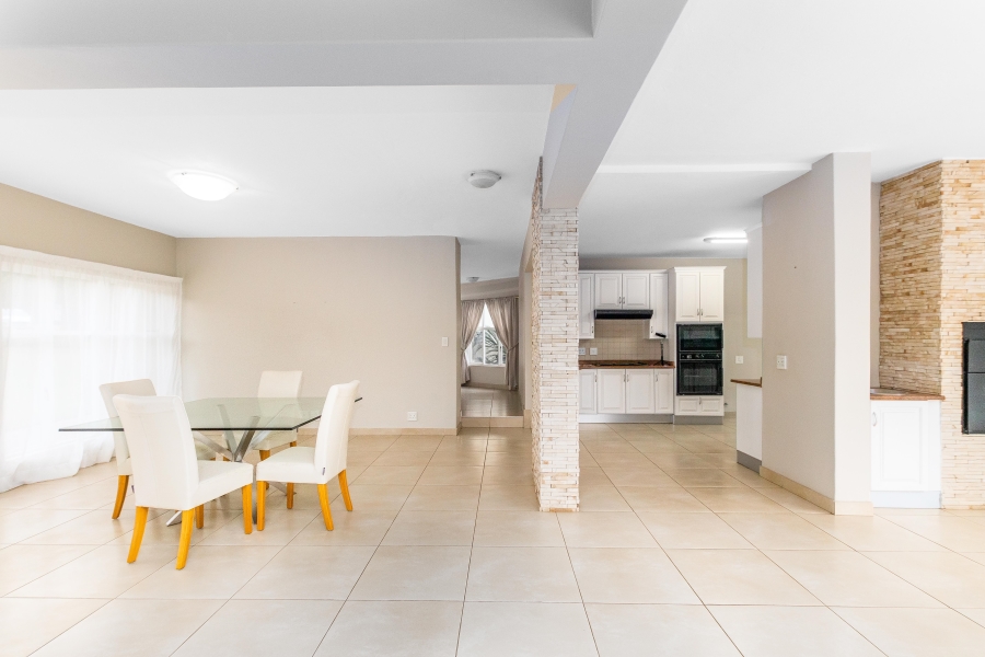 6 Bedroom Property for Sale in Saddlebrook Estate Gauteng