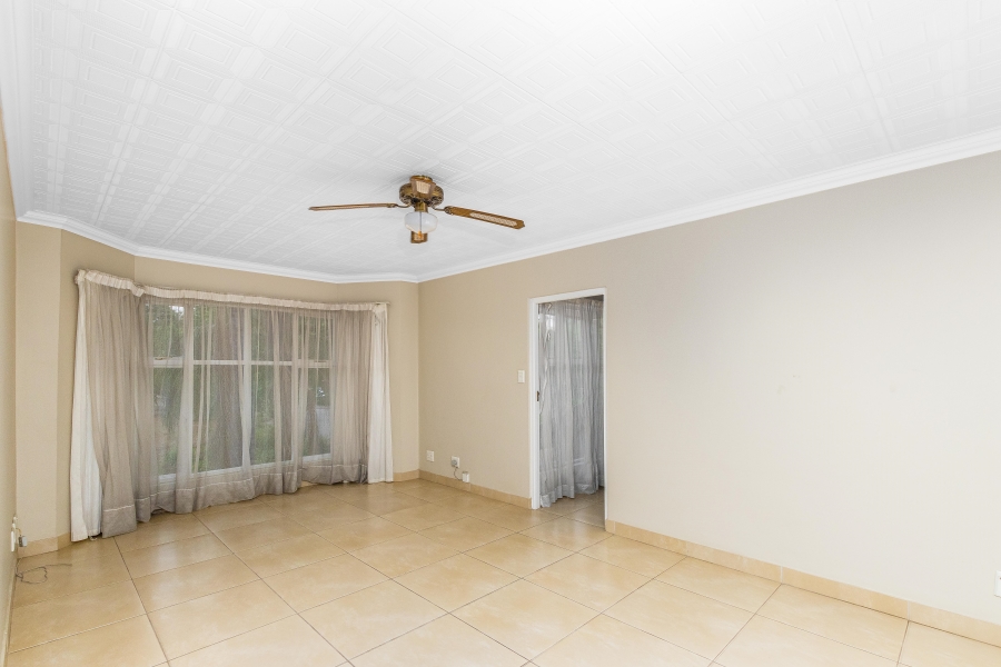 6 Bedroom Property for Sale in Saddlebrook Estate Gauteng