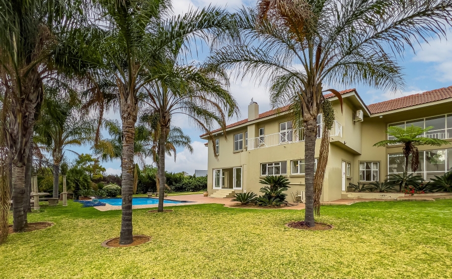 6 Bedroom Property for Sale in Saddlebrook Estate Gauteng