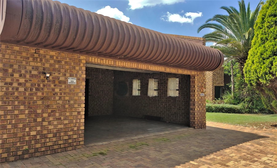 4 Bedroom Property for Sale in Bester Gauteng