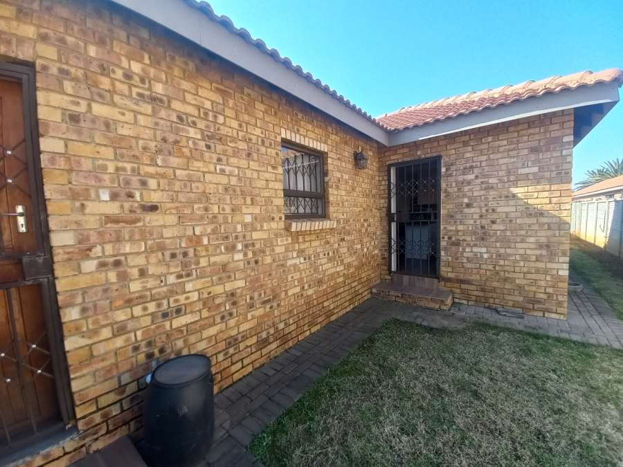 3 Bedroom Property for Sale in Vanderbijlpark Sw 2 Gauteng