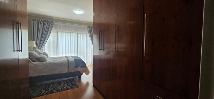 5 Bedroom Property for Sale in Vanderbijlpark SE 4 Gauteng