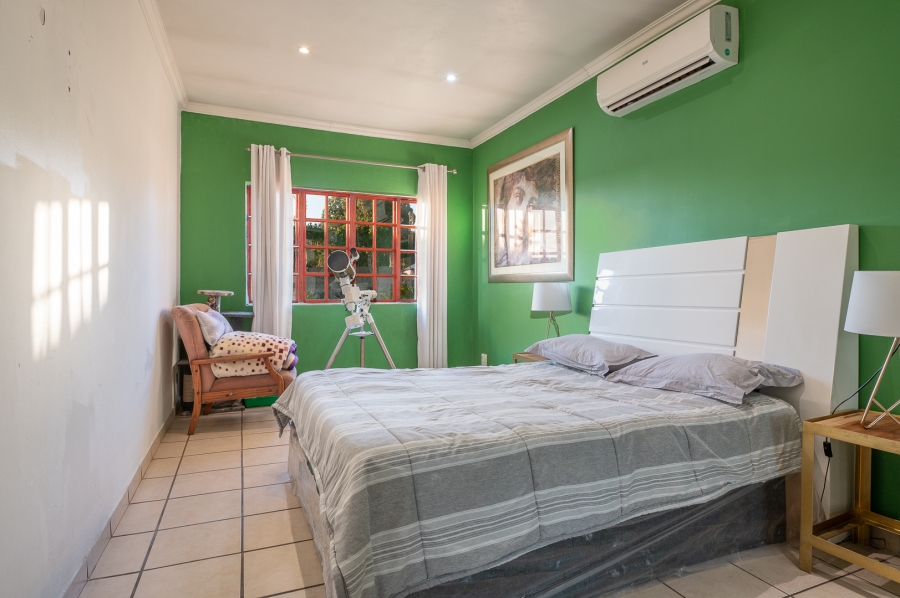 5 Bedroom Property for Sale in Brackenhurst Gauteng