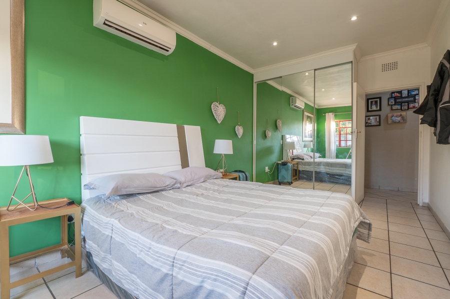 5 Bedroom Property for Sale in Brackenhurst Gauteng