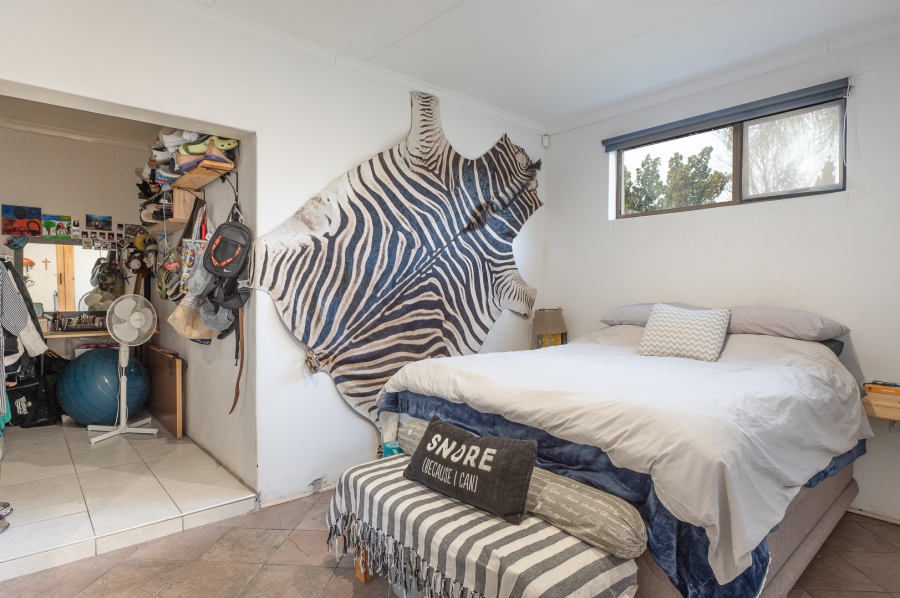 5 Bedroom Property for Sale in Brackenhurst Gauteng