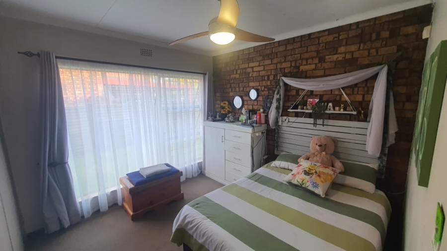 3 Bedroom Property for Sale in Vanderbijlpark Sw 2 Gauteng