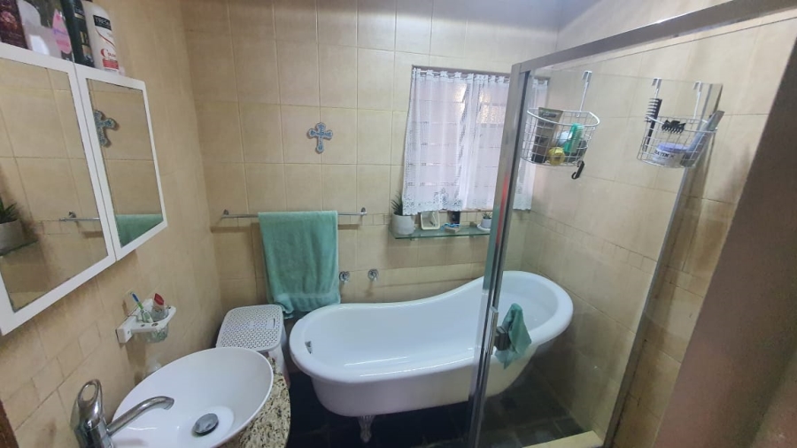 3 Bedroom Property for Sale in Vanderbijlpark Sw 2 Gauteng