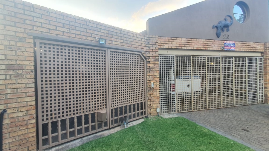 3 Bedroom Property for Sale in Vanderbijlpark Sw 2 Gauteng