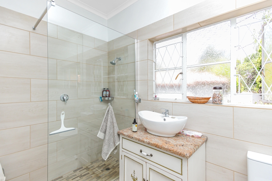 5 Bedroom Property for Sale in Chartwell Gauteng