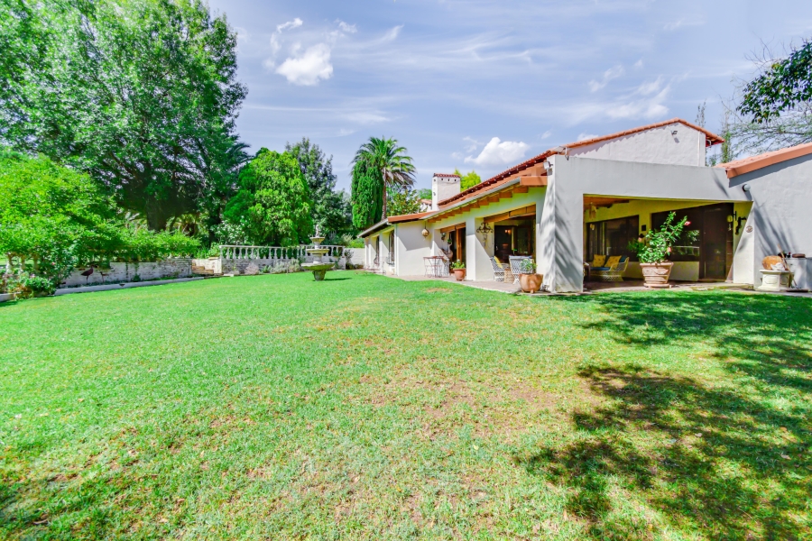 5 Bedroom Property for Sale in Chartwell Gauteng