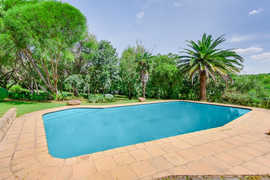 5 Bedroom Property for Sale in Chartwell Gauteng