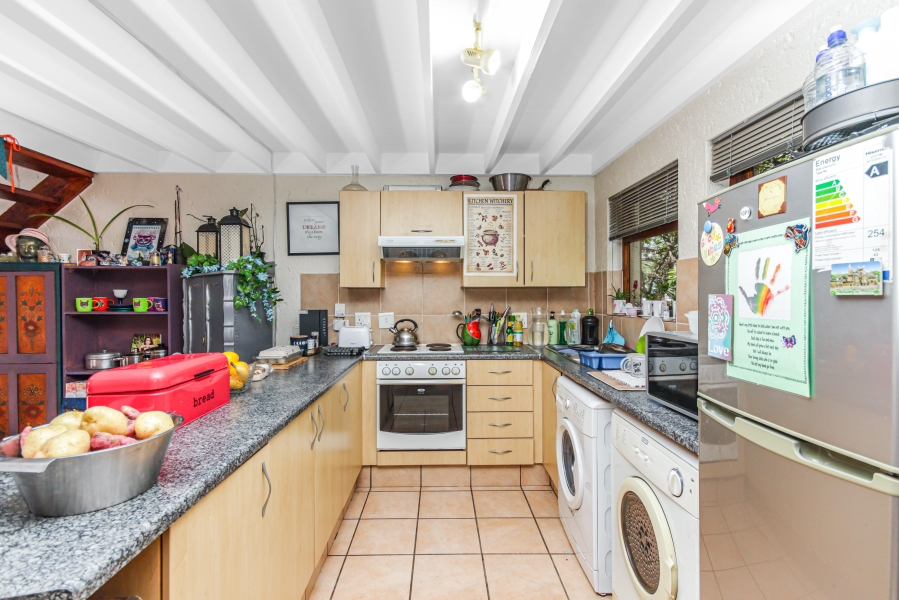 2 Bedroom Property for Sale in Douglasdale Gauteng