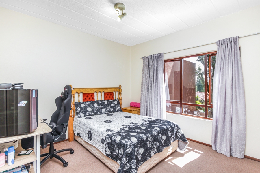 2 Bedroom Property for Sale in Douglasdale Gauteng