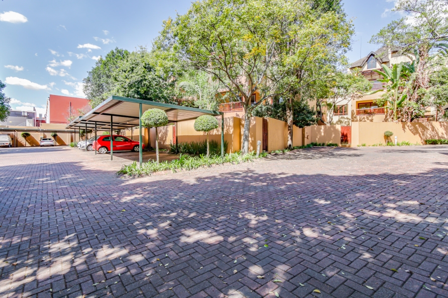 2 Bedroom Property for Sale in Douglasdale Gauteng