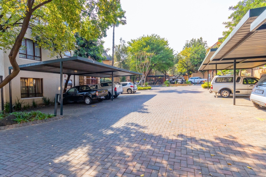2 Bedroom Property for Sale in Douglasdale Gauteng