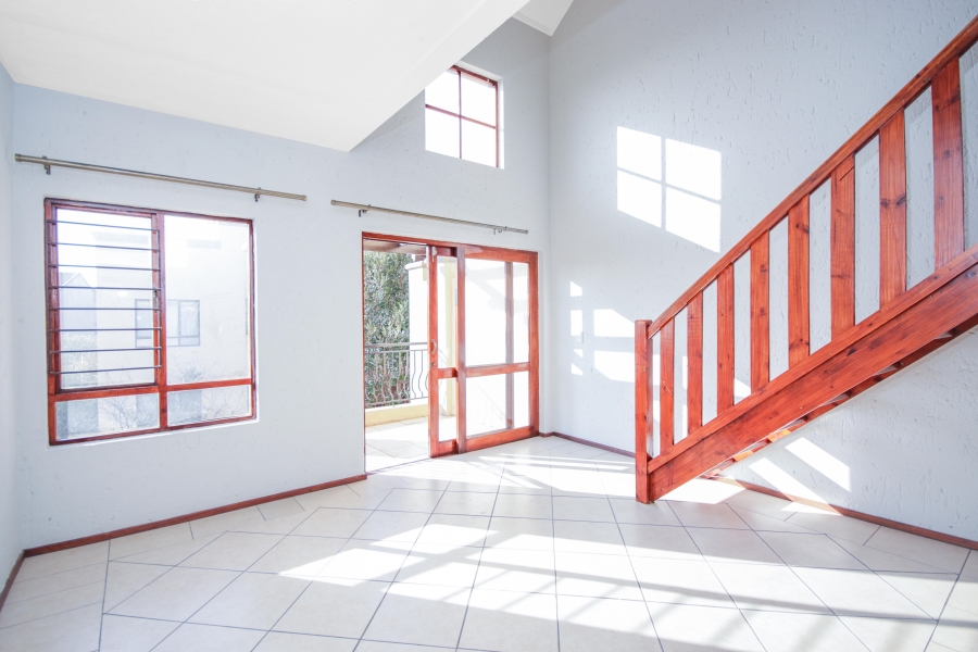 1 Bedroom Property for Sale in Lonehill Gauteng