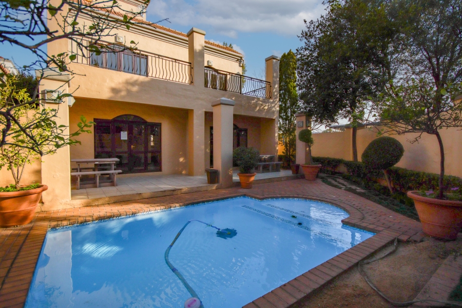 1 Bedroom Property for Sale in Lonehill Gauteng