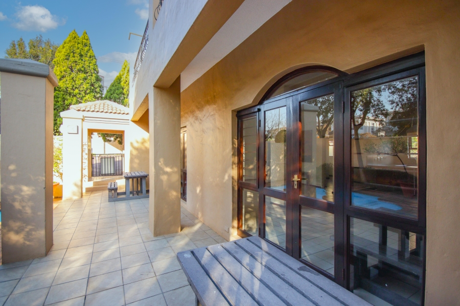 1 Bedroom Property for Sale in Lonehill Gauteng