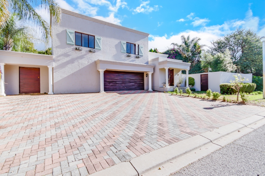 4 Bedroom Property for Sale in Fourways Gardens Gauteng