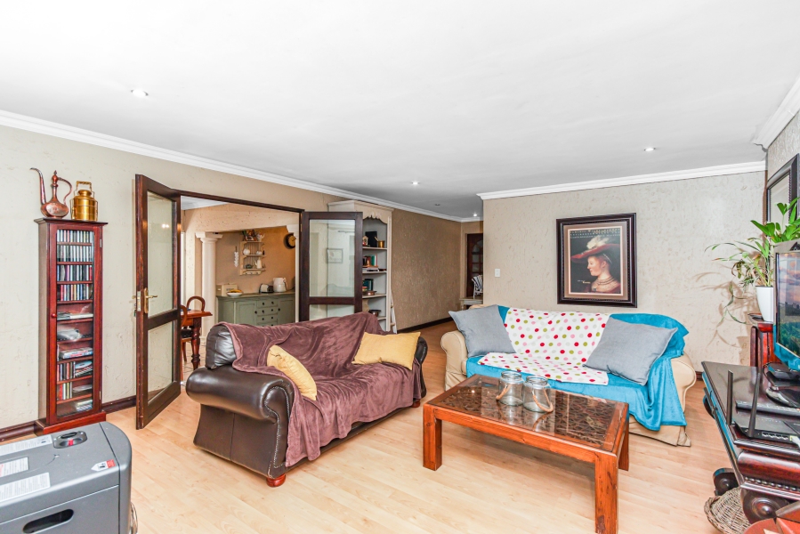 4 Bedroom Property for Sale in Fourways Gardens Gauteng