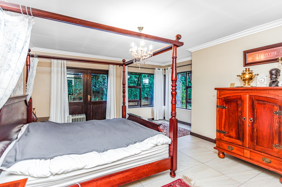 4 Bedroom Property for Sale in Fourways Gardens Gauteng