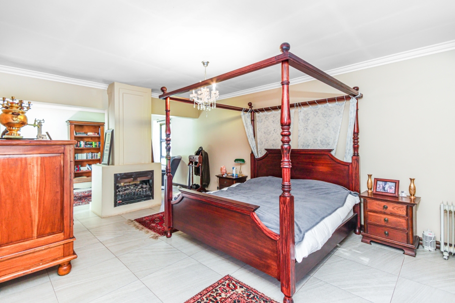 4 Bedroom Property for Sale in Fourways Gardens Gauteng