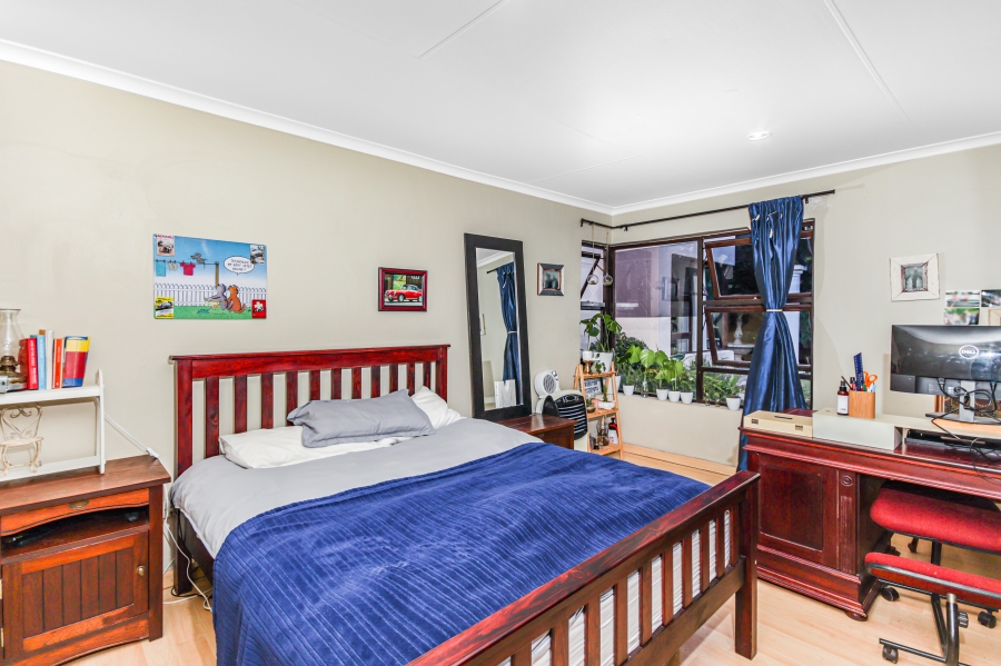 4 Bedroom Property for Sale in Fourways Gardens Gauteng