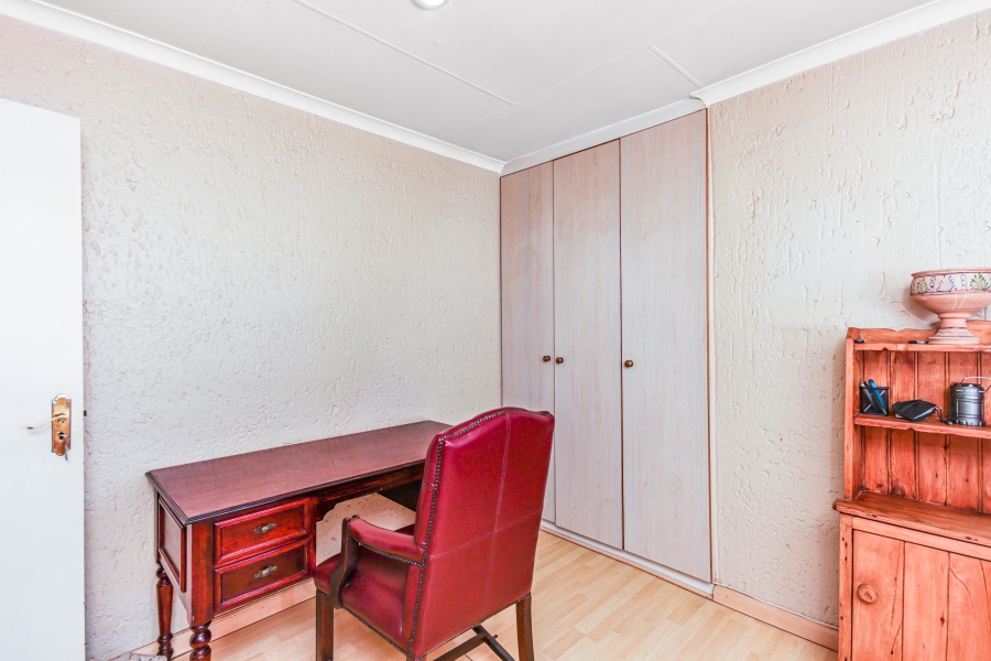 4 Bedroom Property for Sale in Fourways Gardens Gauteng