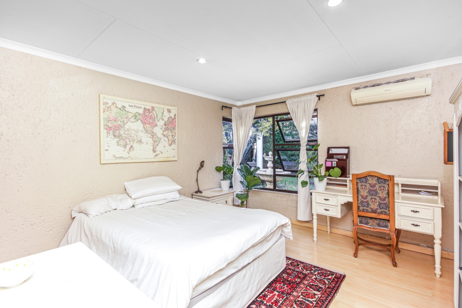 4 Bedroom Property for Sale in Fourways Gardens Gauteng