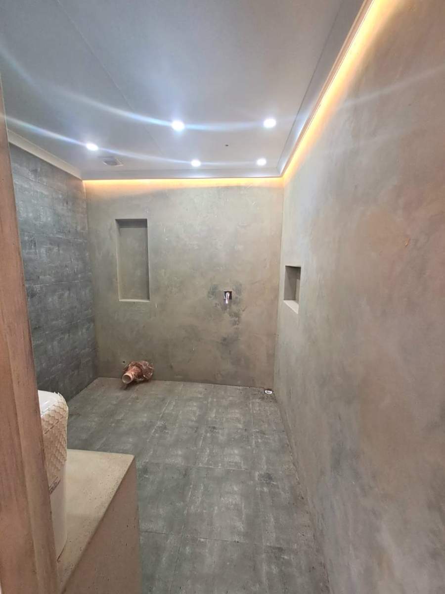 4 Bedroom Property for Sale in Unitas Park Gauteng