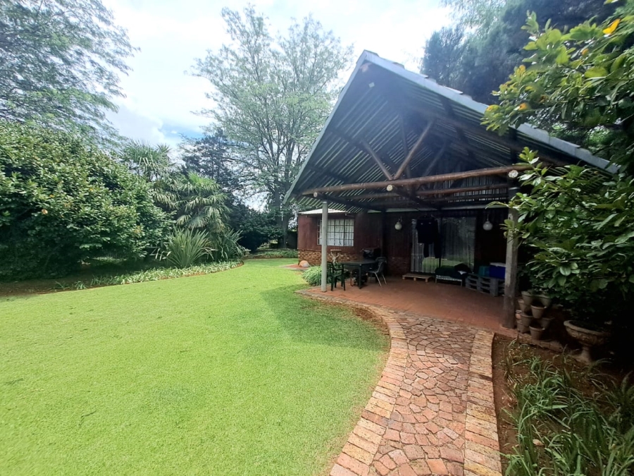 4 Bedroom Property for Sale in Unitas Park Gauteng