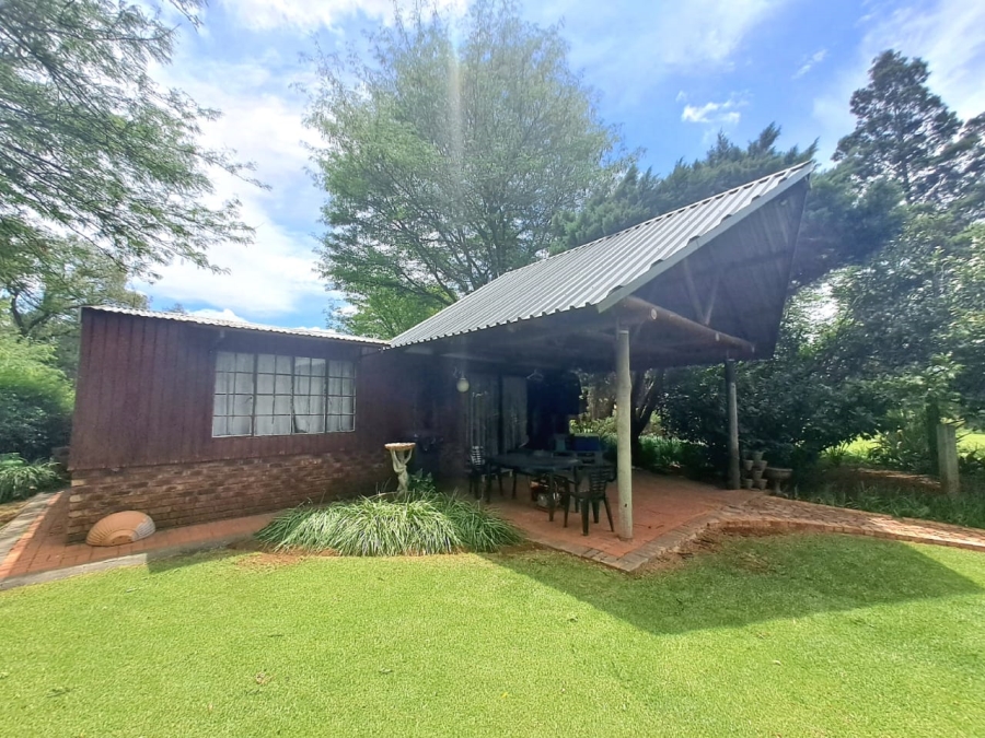 4 Bedroom Property for Sale in Unitas Park Gauteng