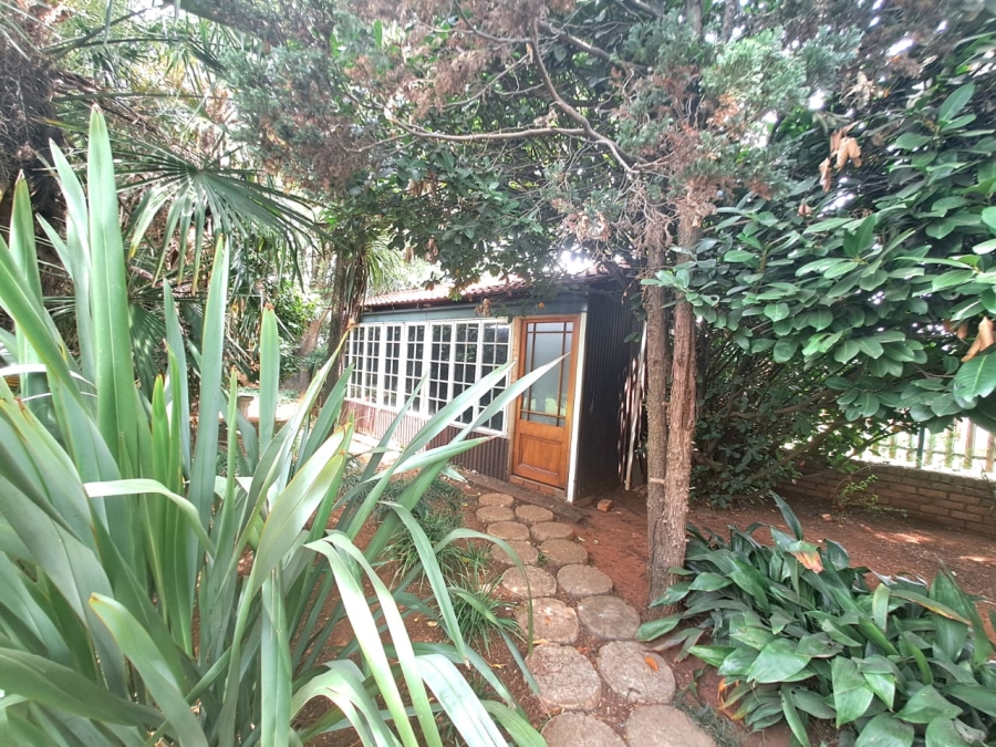 4 Bedroom Property for Sale in Unitas Park Gauteng