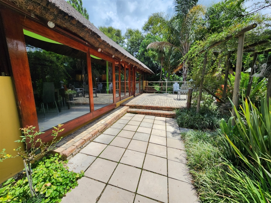 7 Bedroom Property for Sale in Glen Austin Gauteng