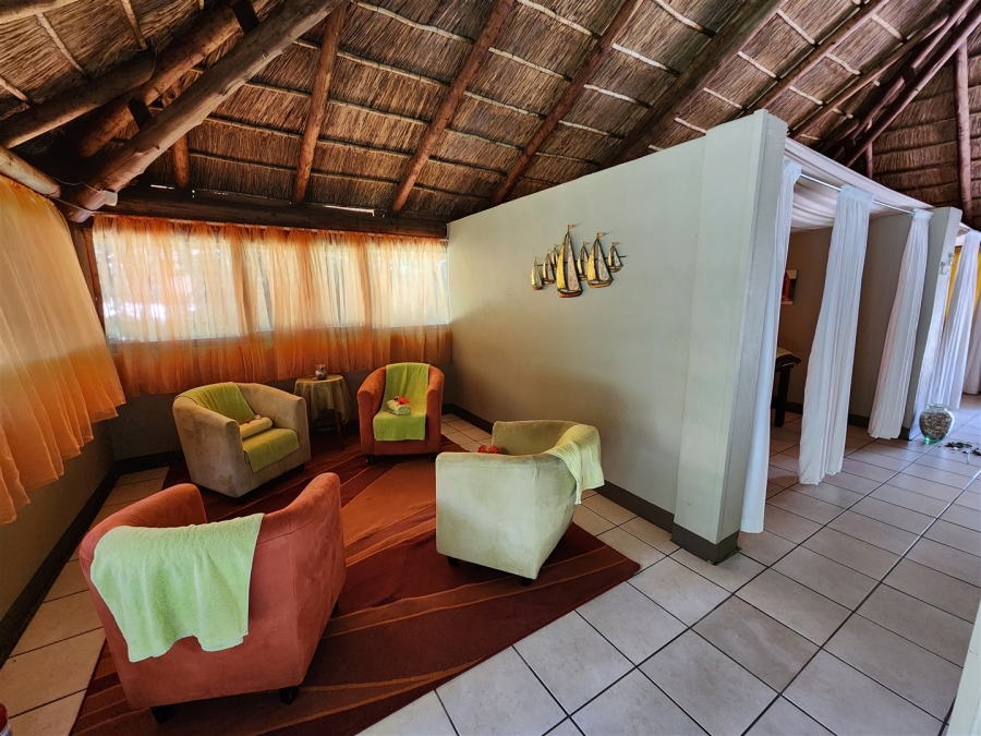 7 Bedroom Property for Sale in Glen Austin Gauteng