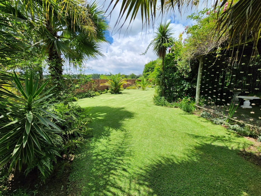 7 Bedroom Property for Sale in Glen Austin Gauteng