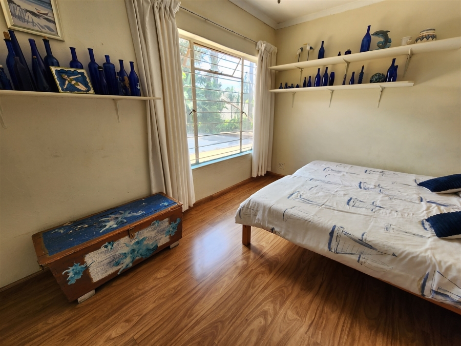 7 Bedroom Property for Sale in Glen Austin Gauteng