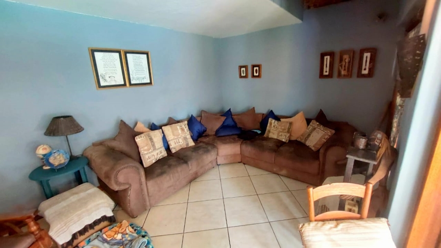 6 Bedroom Property for Sale in Three Rivers Gauteng