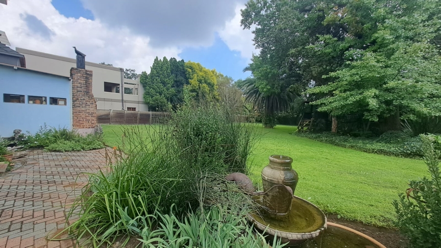 5 Bedroom Property for Sale in Three Rivers Proper Gauteng