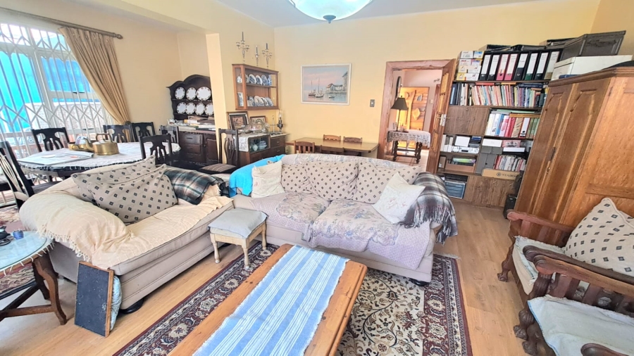 5 Bedroom Property for Sale in Three Rivers Proper Gauteng